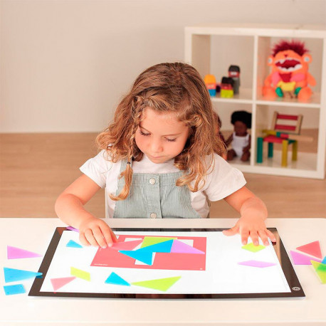 Tangram translúcido - Image 3